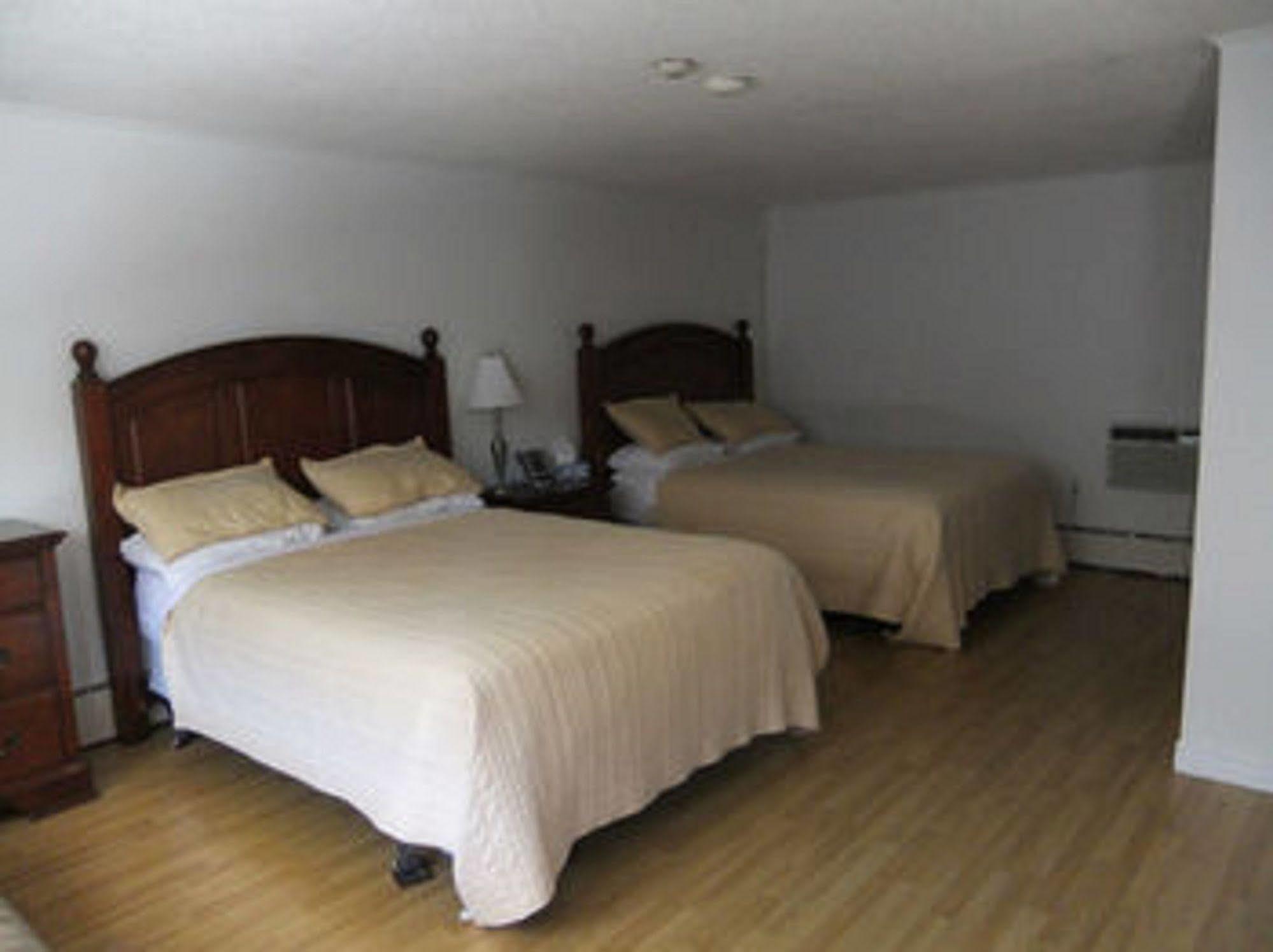 Stonehouse Motel And Restaurant Truro Dış mekan fotoğraf